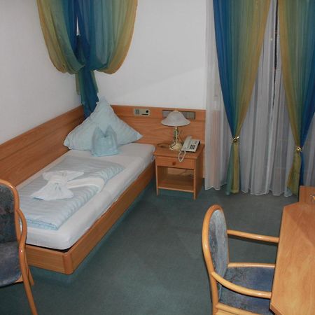 Landgasthaus & Hotel Kurfer Hof Bad Endorf Værelse billede